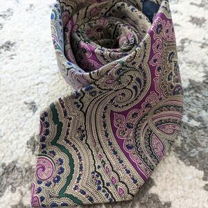 Polo Ralph Lauren Mens Tie Purple Paisley Print Made in USA 100% Silk Vintage